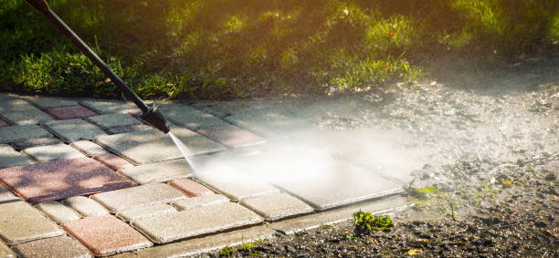 Best Restaurant Pressure Washing  in Deerfield, WI